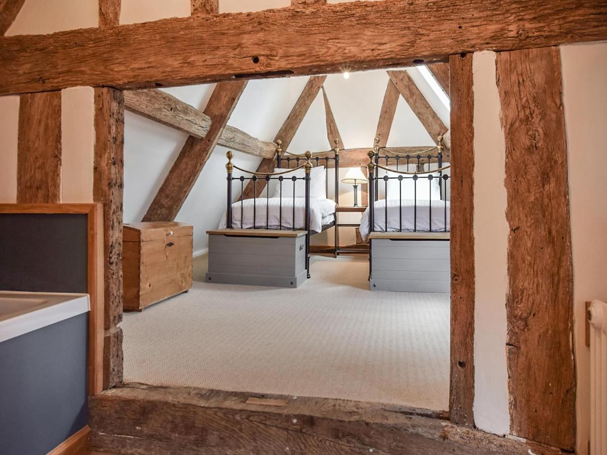 Mercia House ウィンチカム エクステリア 写真