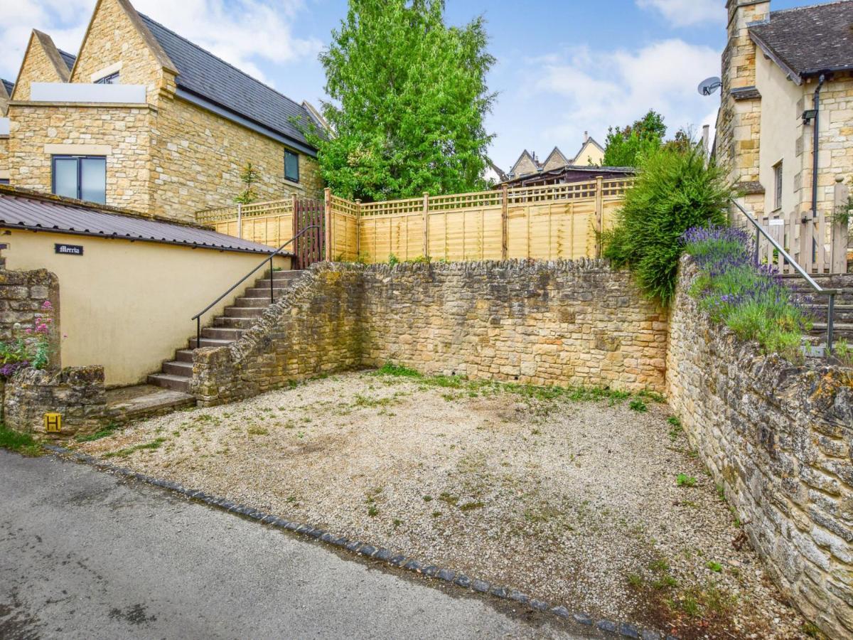Mercia House ウィンチカム エクステリア 写真