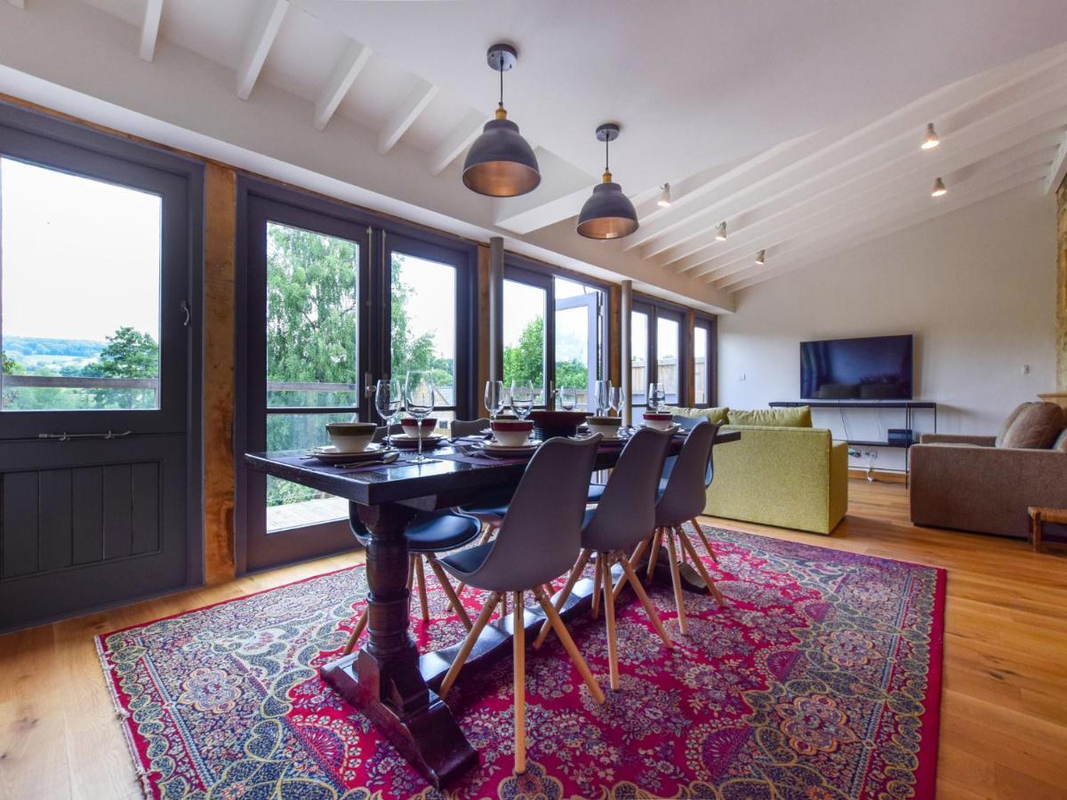 Mercia House ウィンチカム エクステリア 写真